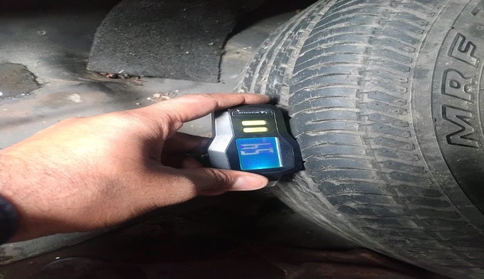 2012 Nissan Sunny XL, Petrol, Manual, 1,04,573 km, tyre