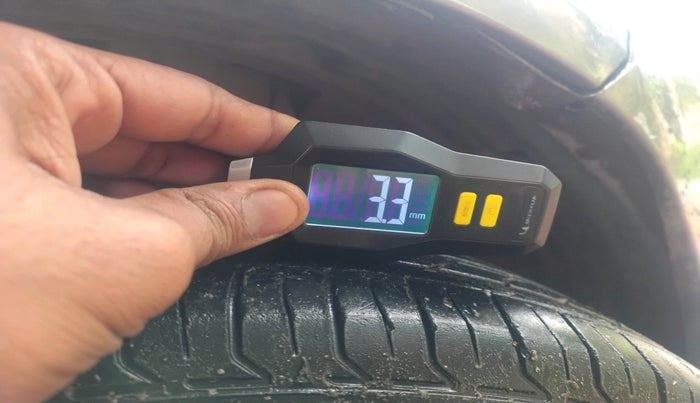 2012 Nissan Sunny XL, Petrol, Manual, 1,04,573 km, tyre