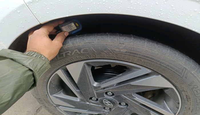 2021 Hyundai NEW I20 ASTA (O) 1.2 MT, Petrol, Manual, 1,10,030 km, tyre