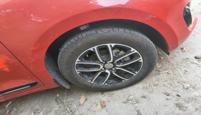 2023 Maruti Swift ZXI PLUS DUAL TONE, Petrol, Manual, 21,328 km, tyre