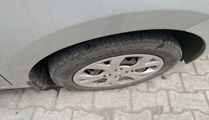 2014 Hyundai Grand i10 SPORTZ 1.2 KAPPA VTVT, Petrol, Manual, 31,769 km, tyre