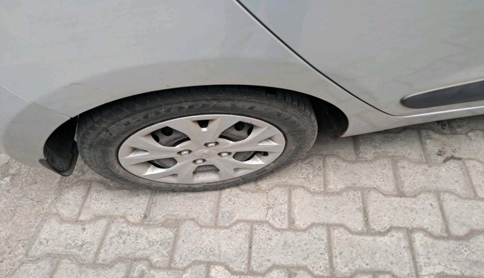 2014 Hyundai Grand i10 SPORTZ 1.2 KAPPA VTVT, Petrol, Manual, 31,769 km, tyre