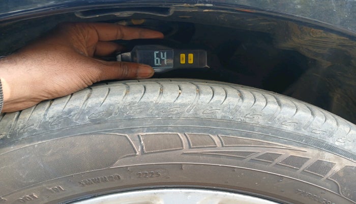 2019 Ford Ecosport TITANIUM 1.5L PETROL, Petrol, Manual, 1,24,297 km, tyre