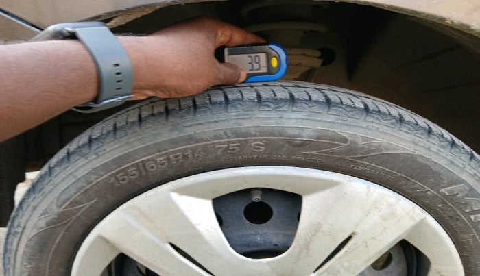 2017 Maruti Wagon R 1.0 VXI, Petrol, Manual, 1,00,375 km, tyre