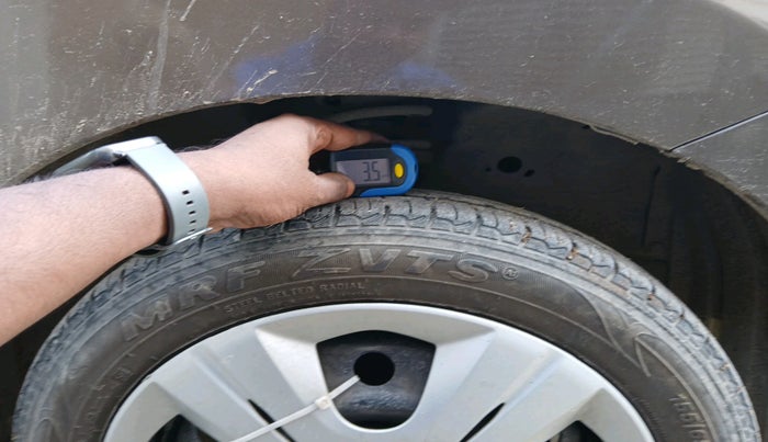 2017 Maruti Wagon R 1.0 VXI, Petrol, Manual, 1,00,375 km, tyre