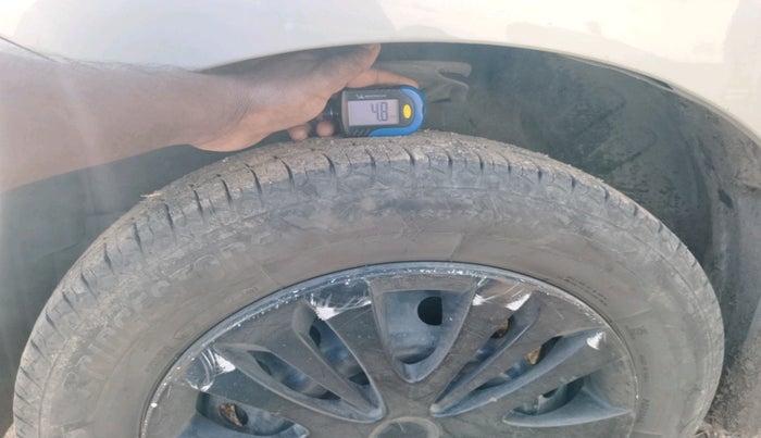 2016 Maruti Celerio VXI (O), Petrol, Manual, 1,86,614 km, tyre