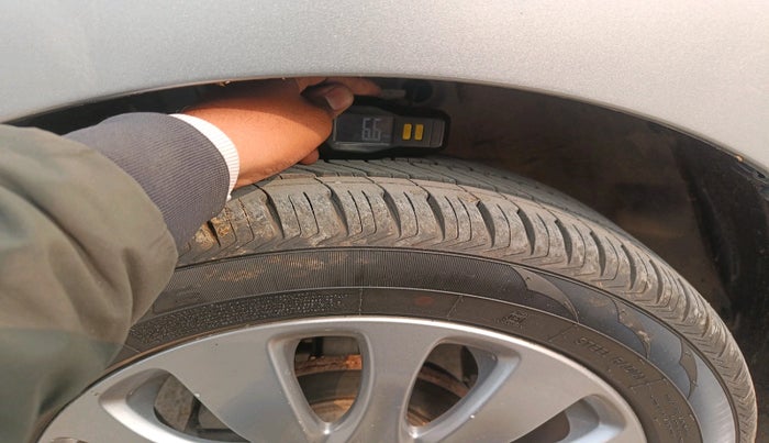 2018 Maruti Baleno ZETA PETROL 1.2, Petrol, Manual, 1,60,561 km, tyre