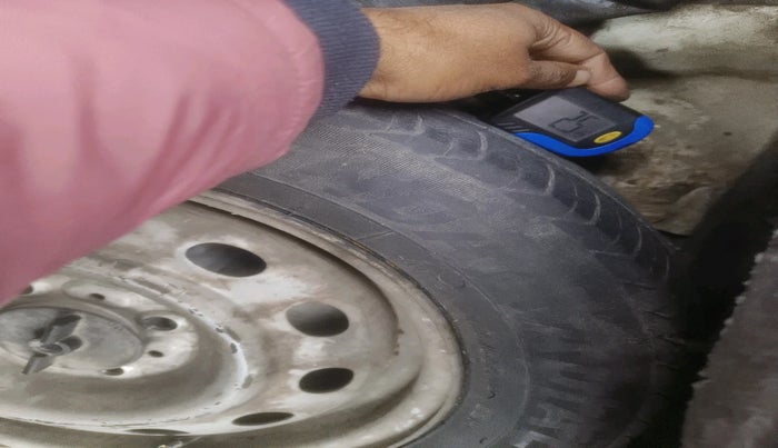 2013 Tata Indigo ECS LX TDI, Diesel, Manual, 1,24,076 km, tyre