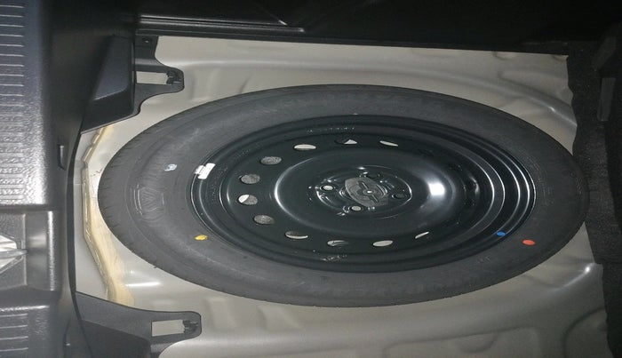 2024 Toyota Urban Cruiser Taisor G 1.0 Petrol AT, Petrol, Automatic, 2,601 km, tyre