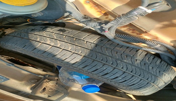 2013 Tata Nano LX, Petrol, Manual, 80,683 km, tyre