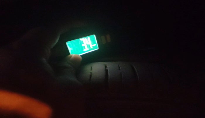 2017 Maruti Ertiga VDI SHVS, Diesel, Manual, 83,087 km, tyre