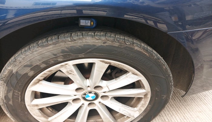 2011 BMW 5 Series 525D 3.0, Diesel, Automatic, 1,76,851 km, tyre