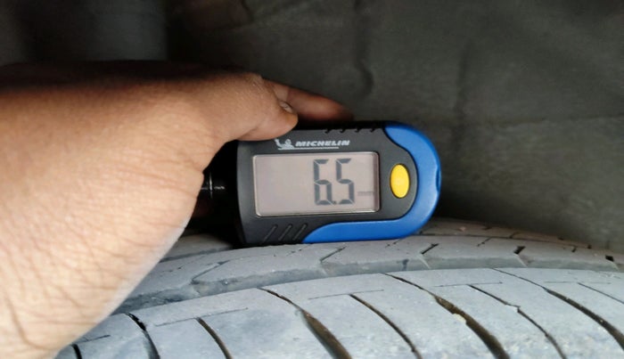 2021 Honda City 1.5L I-VTEC VX, Petrol, Manual, 8,930 km, tyre