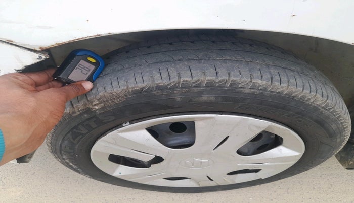 2017 Maruti Wagon R 1.0 VXI, Petrol, Manual, 60,562 km, tyre