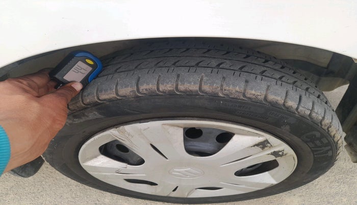 2017 Maruti Wagon R 1.0 VXI, Petrol, Manual, 60,562 km, tyre