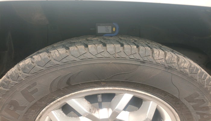 2017 Mahindra TUV300 T8, Diesel, Manual, 46,692 km, tyre