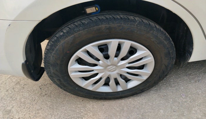 2022 Maruti Dzire VXI AMT, Petrol, Automatic, 52,745 km, tyre