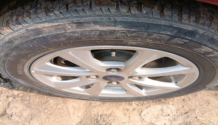 2019 Ford New Figo TREND 1.2 PETROL, Petrol, Manual, 69,836 km, tyre