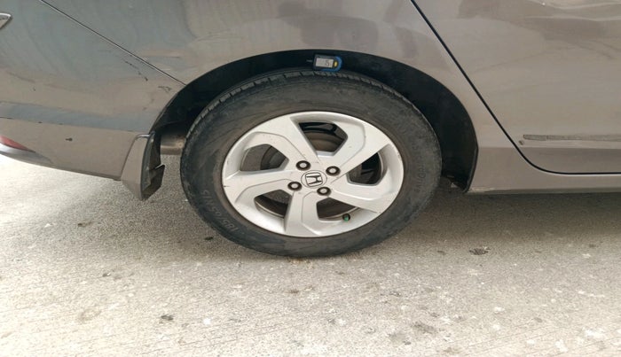 2014 Honda City 1.5L I-DTEC VX, Diesel, Manual, 1,47,553 km, tyre