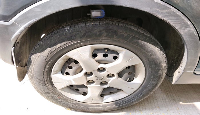 2022 Mahindra XUV300 W6 1.5 DIESEL AMT, Diesel, Automatic, 41,821 km, tyre