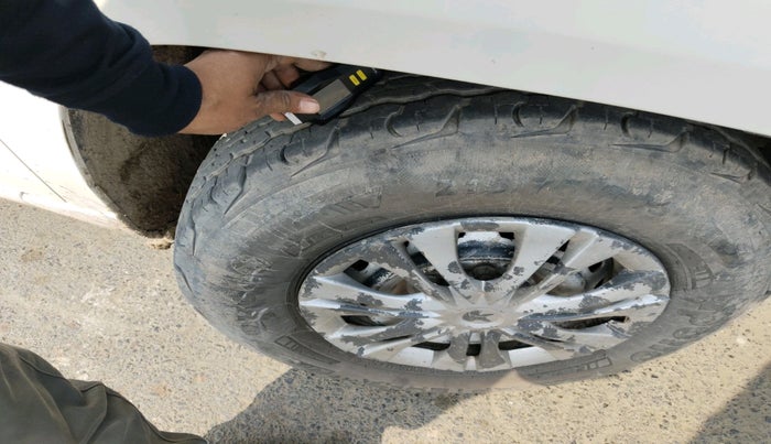 2021 Mahindra BOLERO NEO N 4, Diesel, Manual, 99,031 km, tyre