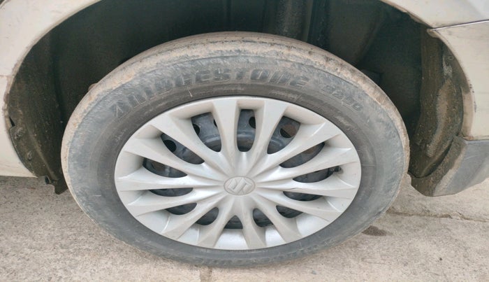 2017 Maruti Ciaz DELTA DIESEL 1.3, Diesel, Manual, 2,01,279 km, tyre