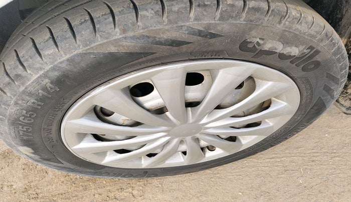 2017 Tata Bolt XE QUADRAJET, Diesel, Manual, 1,59,280 km, tyre