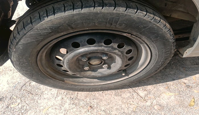 2018 Maruti Wagon R 1.0 VXI, Petrol, Manual, 1,20,913 km, tyre