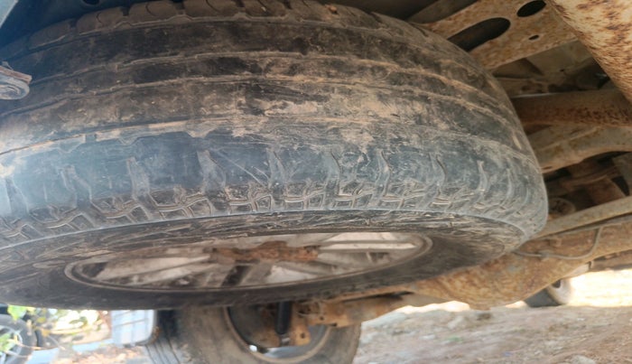 2013 Toyota Fortuner 3.0 4X2 AT, Diesel, Automatic, 98,498 km, tyre