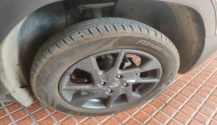 2022 Tata PUNCH  ACCOMPLISHED AMT CAMO EDITION, Petrol, Automatic, 20,627 km, tyre