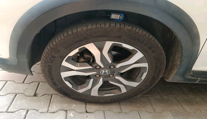 2017 Honda WR-V 1.2L I-VTEC VX MT, Petrol, Manual, 83,570 km, tyre