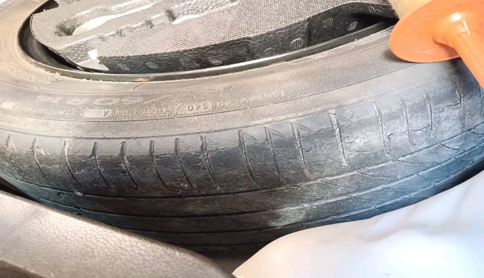 2017 Honda WR-V 1.2L I-VTEC VX MT, Petrol, Manual, 83,570 km, tyre