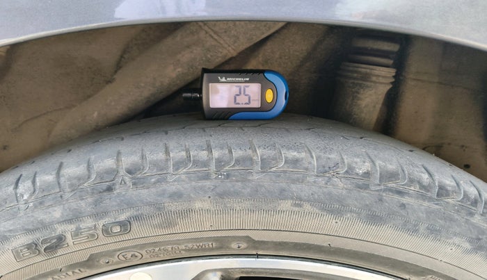 2018 Hyundai Verna 1.6 SX (O) CRDI MT, Diesel, Manual, 76,484 km, tyre