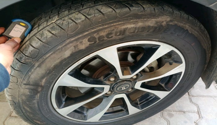 2021 Tata NEXON XZ PLUS DIESEL, Diesel, Manual, 1,20,972 km, tyre