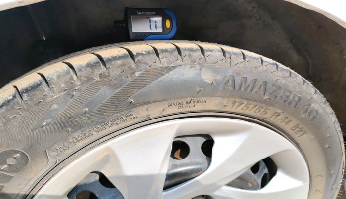 2013 Honda Amaze 1.5L I-DTEC S, Diesel, Manual, 1,66,700 km, tyre