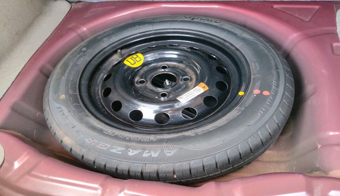 2019 Ford Figo Aspire TITANIUM 1.2 PETROL, Petrol, Manual, 1,53,247 km, tyre