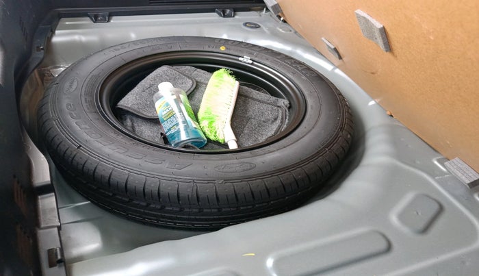 2024 KIA SONET X LINE 1.0 TURBO PETROL DCT, Petrol, Automatic, 7,143 km, tyre