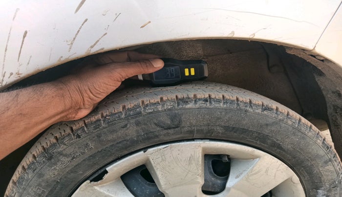 2015 Maruti Alto K10 VXI, Petrol, Manual, 63,549 km, tyre