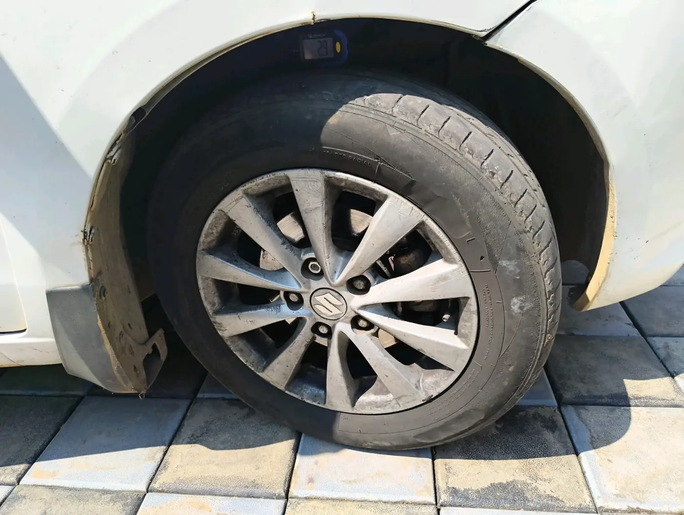 2012 Maruti Ertiga ZDI, Diesel, Manual, 1,21,827 km, tyre