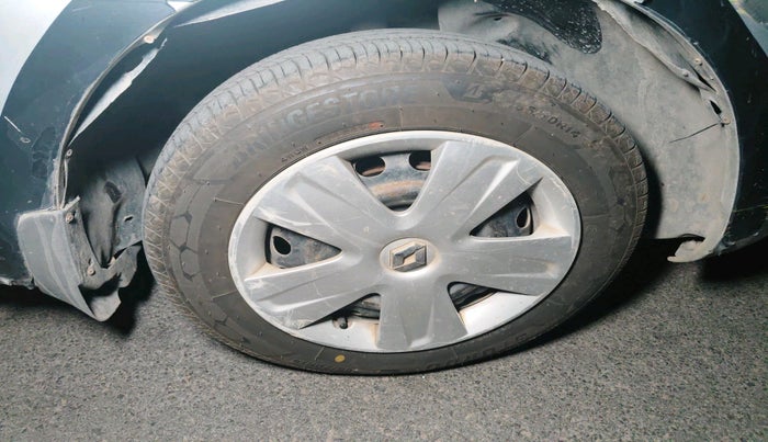 2016 Renault Pulse RXL PETROL, Petrol, Manual, 1,01,693 km, tyre