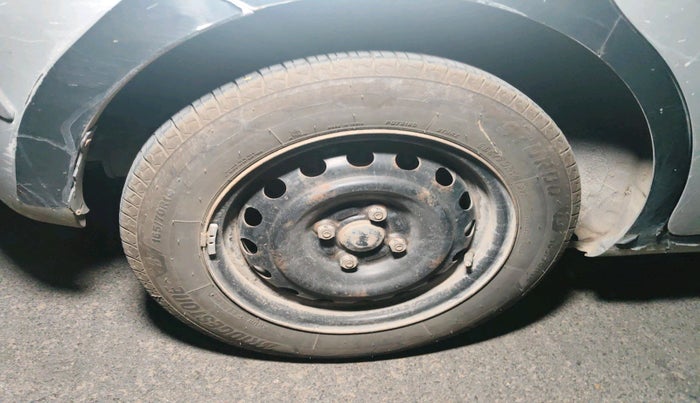 2016 Renault Pulse RXL PETROL, Petrol, Manual, 1,01,693 km, tyre