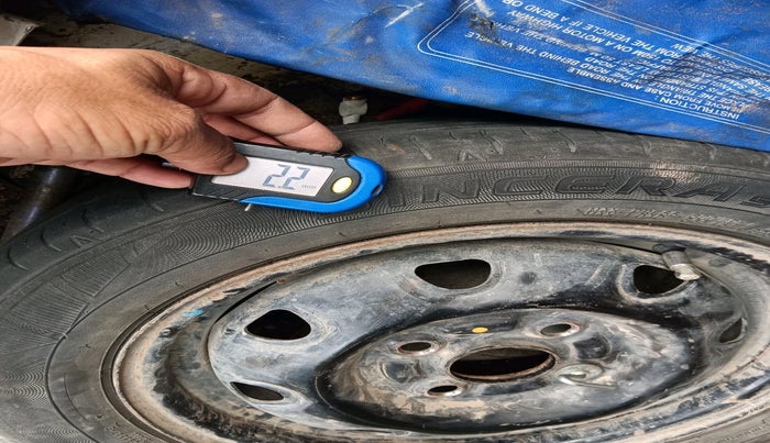 2015 Maruti Alto K10 VXI, Petrol, Manual, 49,416 km, tyre