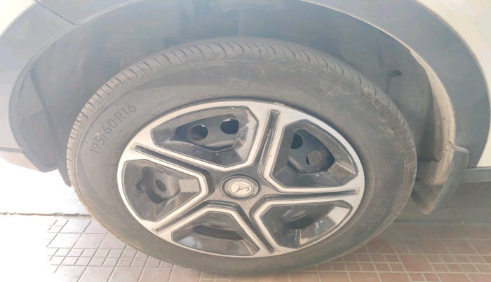 2021 Tata NEXON XM SUNROOF PETROL, Petrol, Manual, 18,923 km, tyre