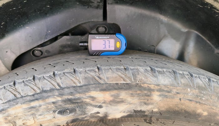 2022 Tata Safari XT PLUS, Diesel, Manual, 47,257 km, tyre