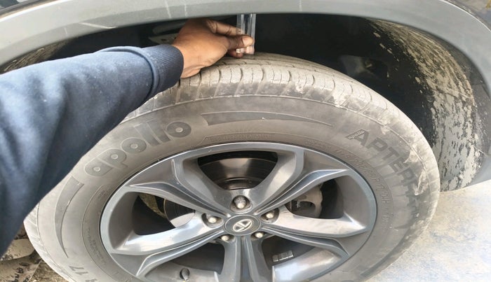 2020 Tata Harrier XZ 2.0L, Diesel, Manual, 53,598 km, tyre