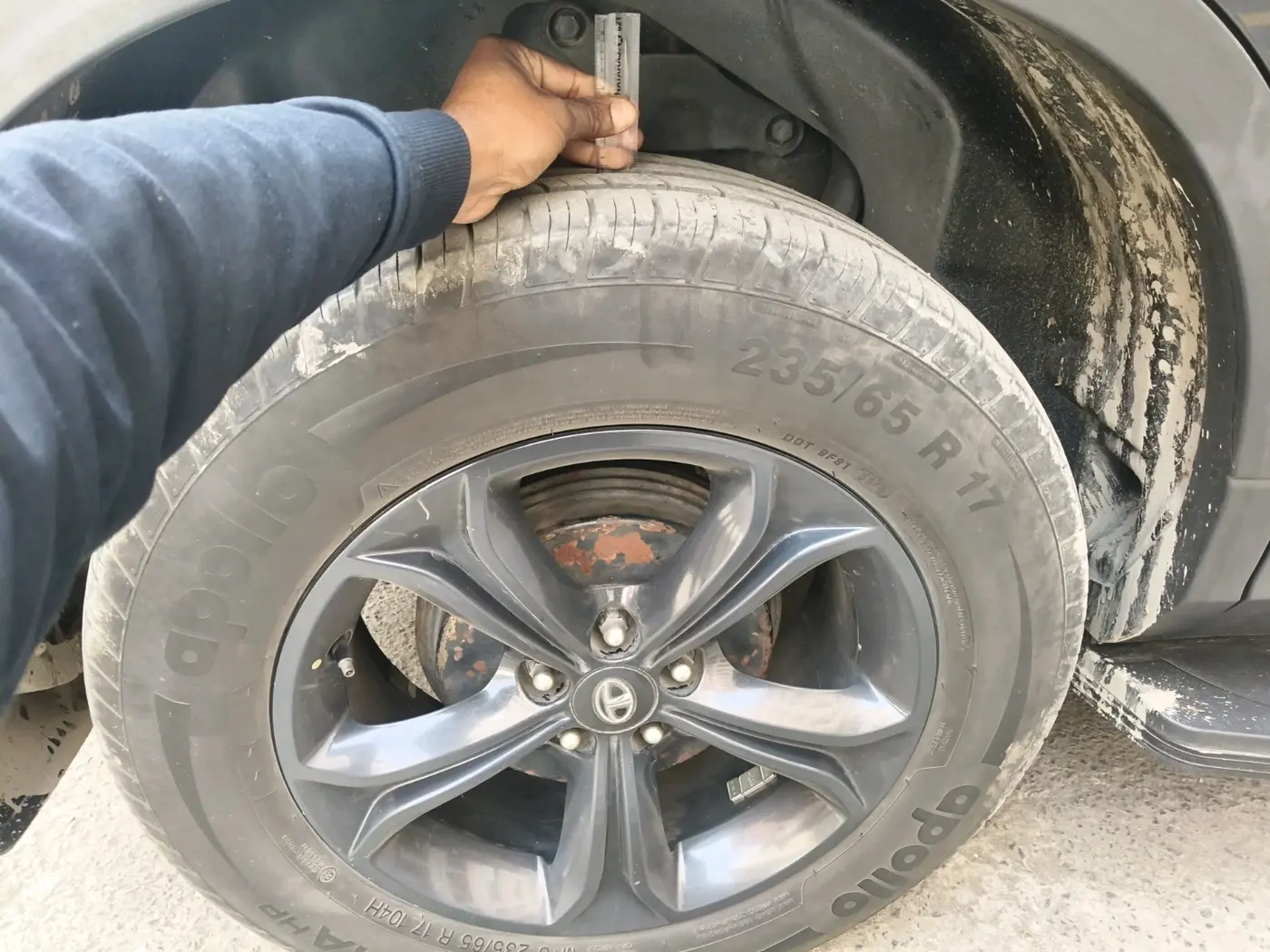 2020 Tata Harrier XZ 2.0L, Diesel, Manual, 53,598 km, tyre