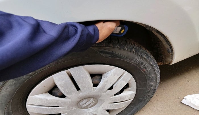 2017 Maruti Alto 800 LXI, Petrol, Manual, 57,608 km, tyre