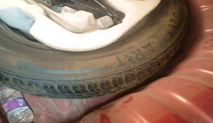 2013 Renault Pulse RXL DIESEL, Diesel, Manual, 1,12,009 km, tyre