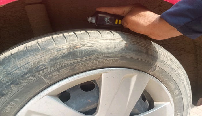 2013 Renault Pulse RXL DIESEL, Diesel, Manual, 1,12,009 km, tyre