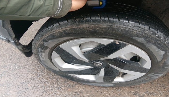 2021 Nissan MAGNITE XE, Petrol, Manual, 15,328 km, tyre